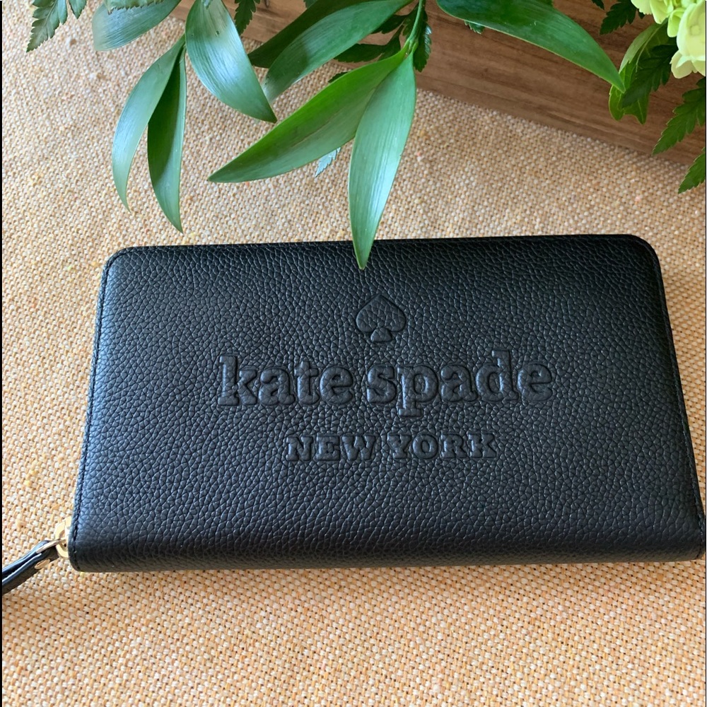 🆕 - Kate Spade wallet ♠️